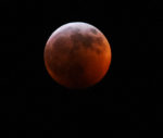 S. Vermont treated to cold, clear lunar eclipse
