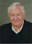 Veteran foreign correspondent introduces new book