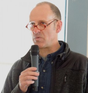 Moderator Jon Bliss opened Andover’s Town Meeting on Saturday, March 1. Photos by Josh Bodin.