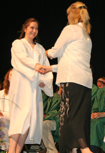 Hanley Murray receives the Springfield Elks Scholarship. 
