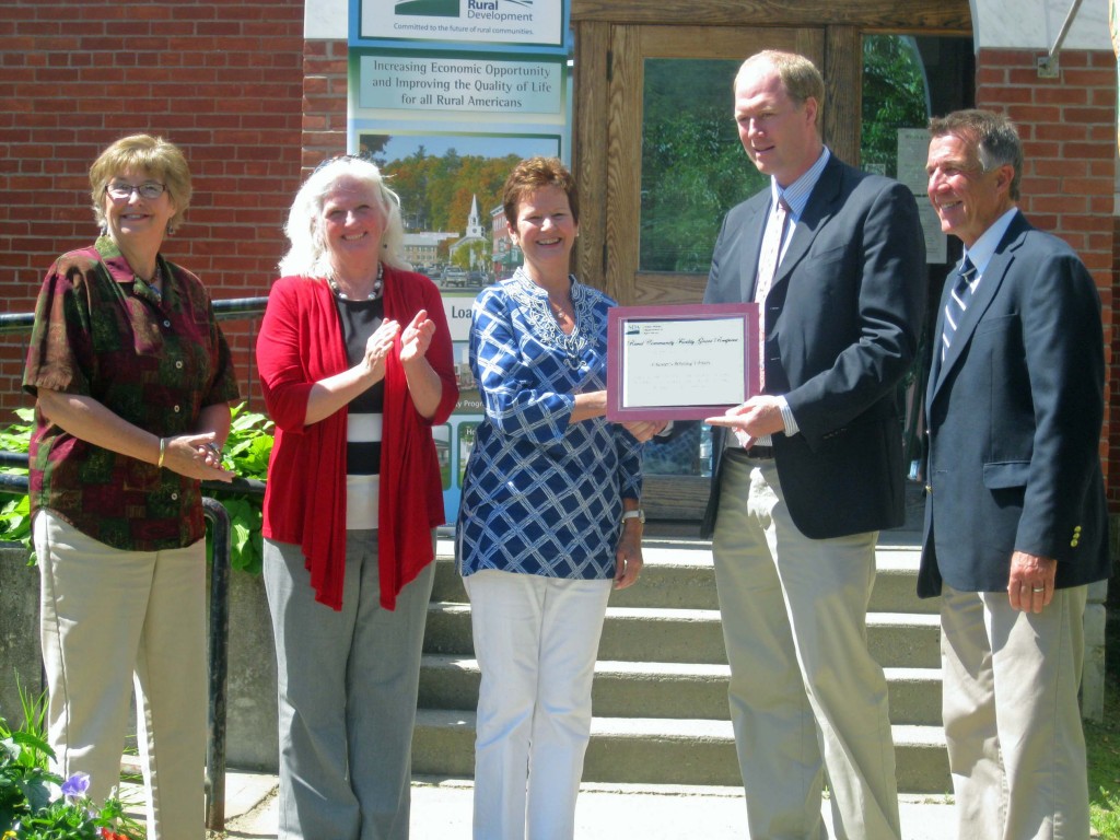From left, Jenny Nelson, from U.S. Rep. Bernie Sanders' office, Diane Derby, from Sen. Patrick Leahy's office, Whiting Library Board of Trustees chair Kathy Pellett, Ted Brady of the USDA and Lt. Gov. Phil Scott.<br /> Photo by Karen Zuppinger. 
