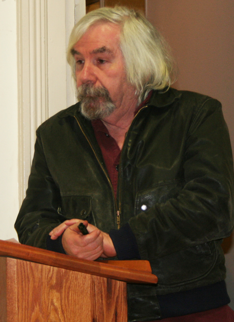 Ron Patch would like to place a 7-foot-tall monument in the Green across from the Free Range Restaurant.