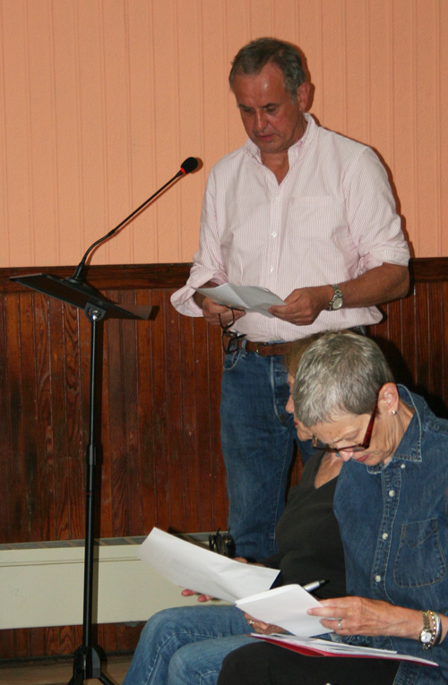 Second homeowner Pieter van der Made urges the Select Board to allow polling on the turbines. Photos by Cynthia Prairie