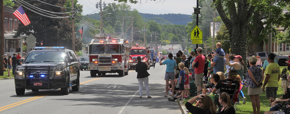 The Chester High School/Green Mountain Union High Alumni Parade kicks off on Saturday after a two-year Covid hiatus. <small> All photos by Claudio Veliz.